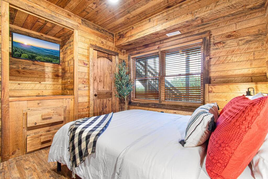 Cherry Log Summit Cabin By Bk Stays - Family Friendly - Playground - Game Room - Jacuzzi - Amazing Mountain Views Exterior foto