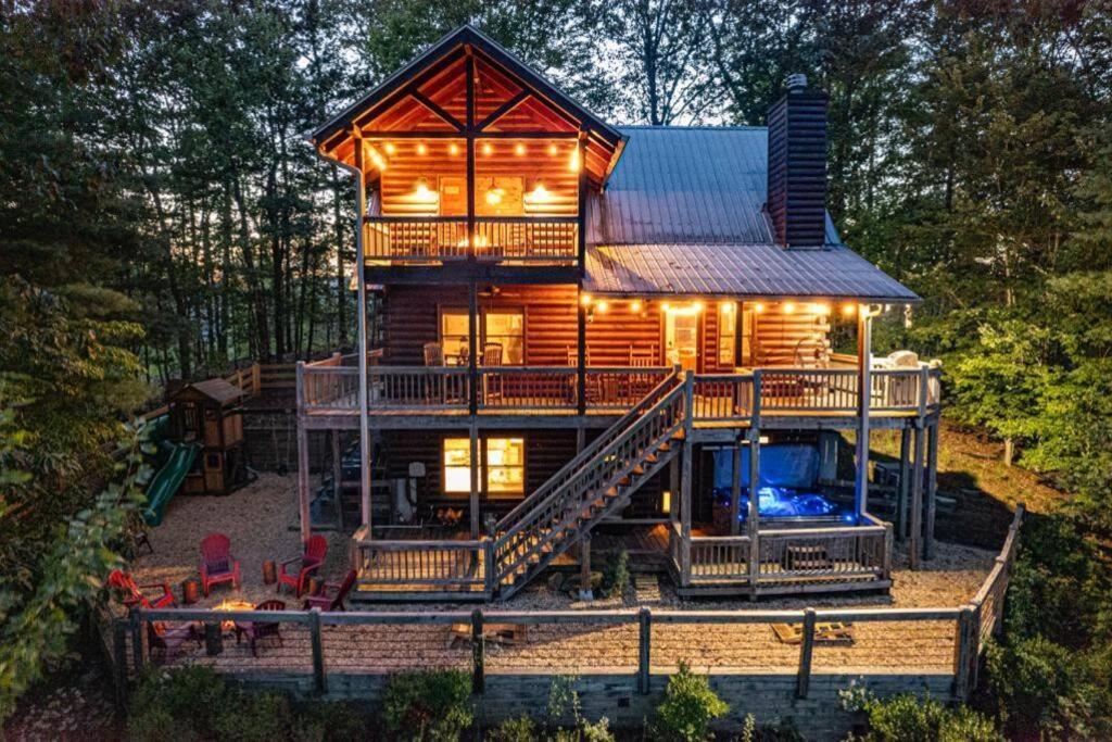Cherry Log Summit Cabin By Bk Stays - Family Friendly - Playground - Game Room - Jacuzzi - Amazing Mountain Views Exterior foto